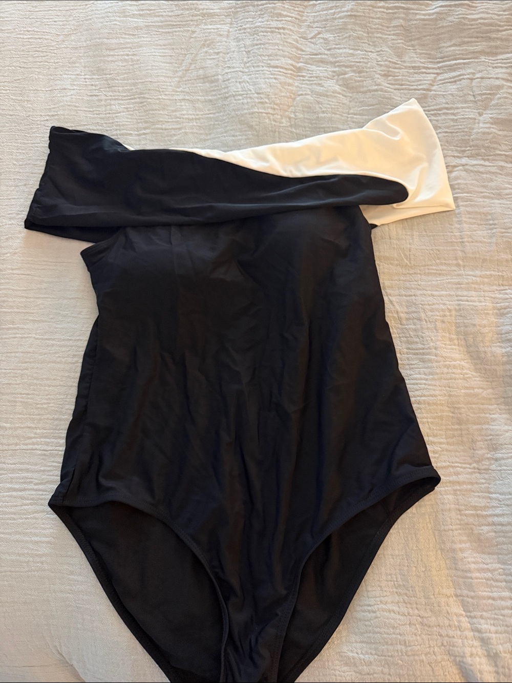 Black Off-Shoulder Swimsuit with White Accent